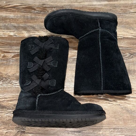 UGG Other - Koolaburra by UGG black suede faux fur insider inside size youth 1.